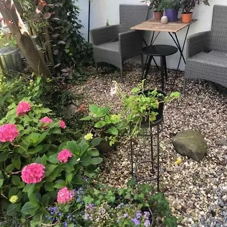 Haffnera 30 アパート